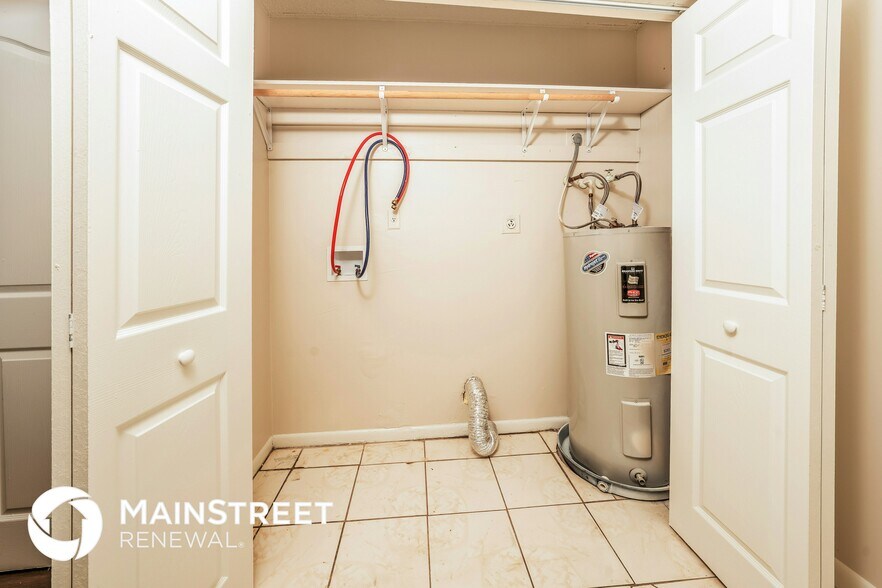 Building Photo - 586 Udell Ln