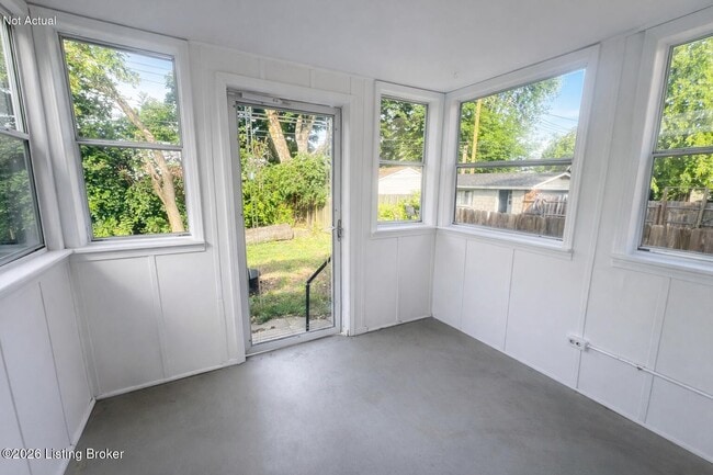 Building Photo - 3016 Carson Way