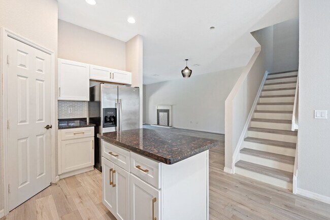 Building Photo - Spacious 3-Bedroom Townhome with 2.5 Baths | 2,035 Sq. Ft. in Homestead