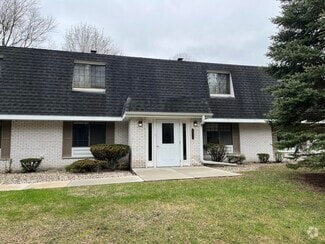 Building Photo - 20275 Independence Dr