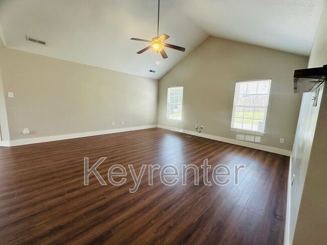 Building Photo - 5330 Blue Star Dr
