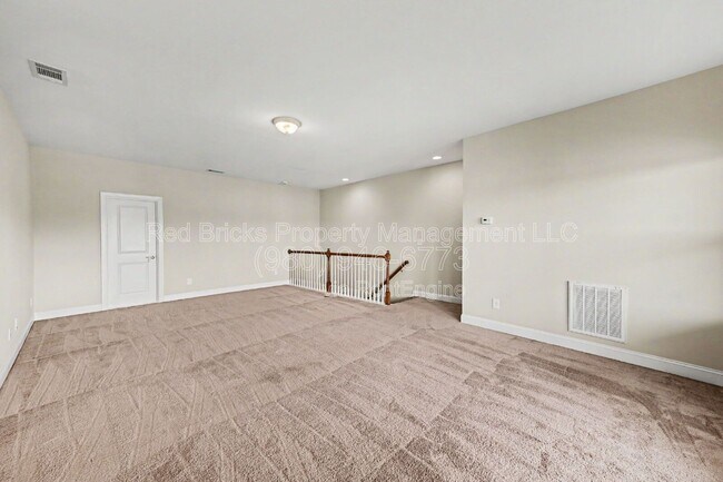 Building Photo - 2259 Prairie Rd