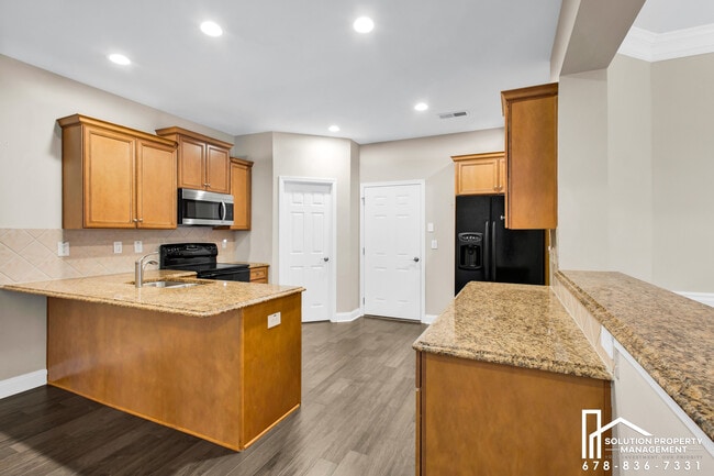 Building Photo - 5358 Manor View Dr NW