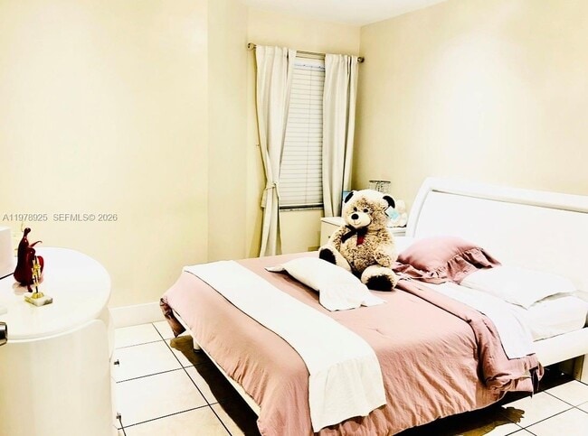 Building Photo - 16390 SW 46th Terrace