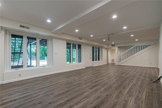 Building Photo - 4523 Runnemede Rd NW