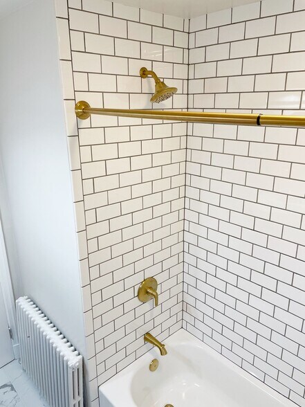 Building Photo - 500 5th St