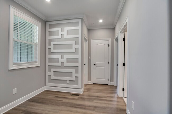 Building Photo - 310 Dudala Way