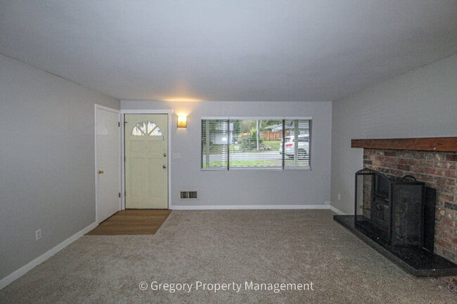 Building Photo - 19328 29th Ave SE