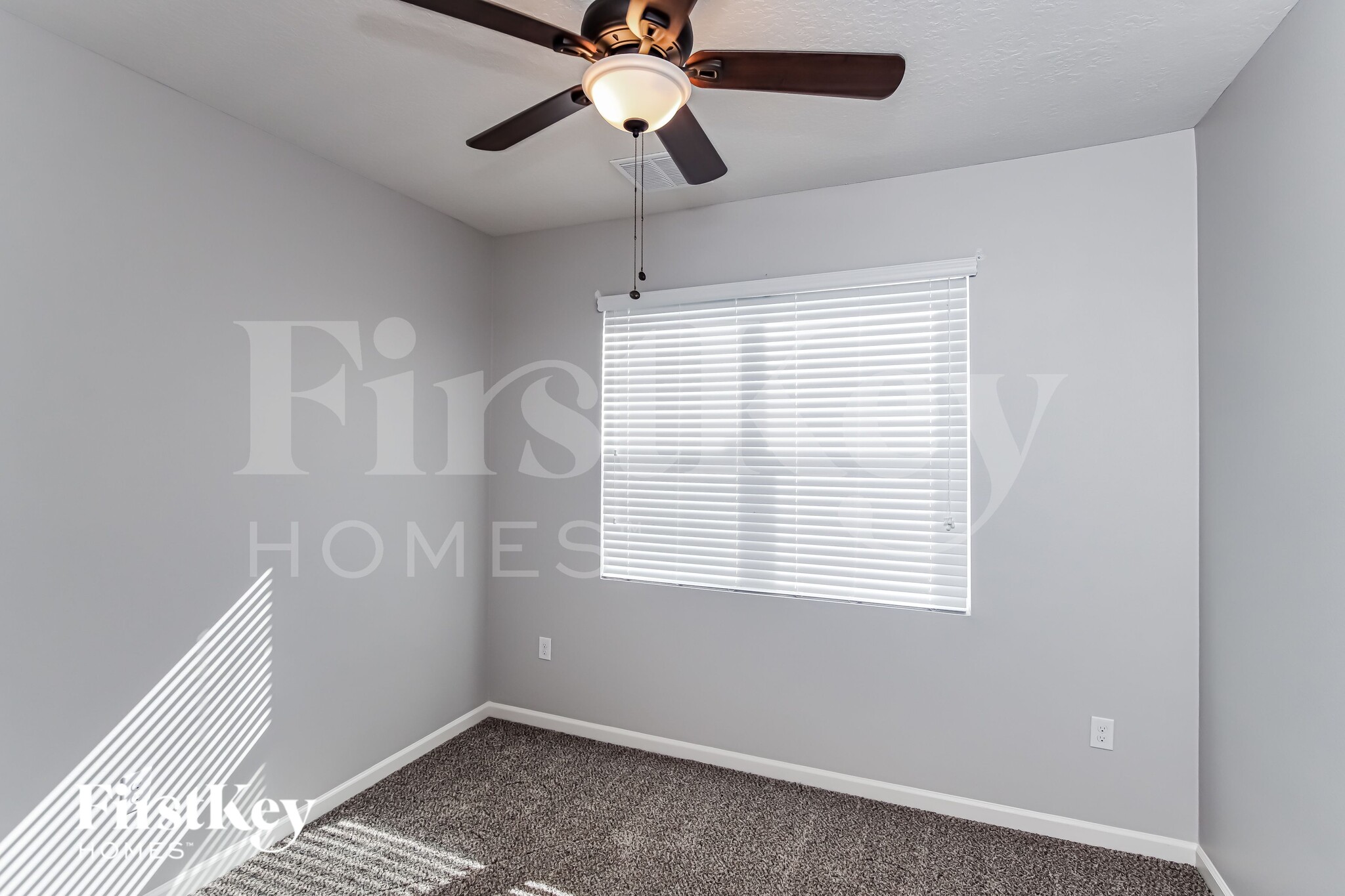 Building Photo - 740 Remington Green Dr SE