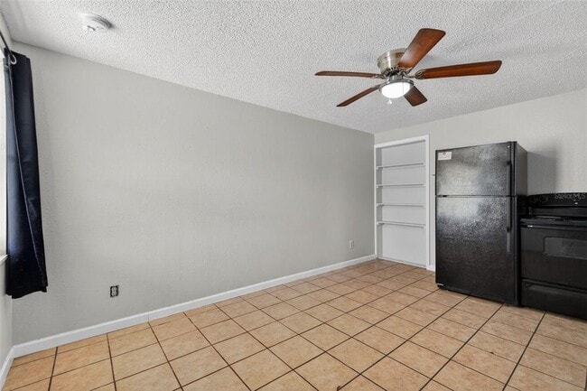 Building Photo - 6401 31st St N