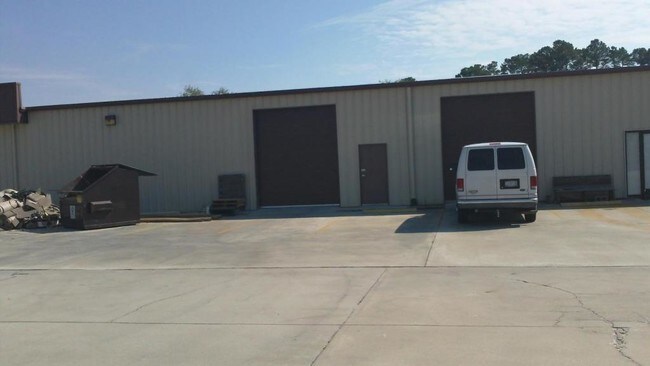 Building Photo - 1560 a hwy 9 longs