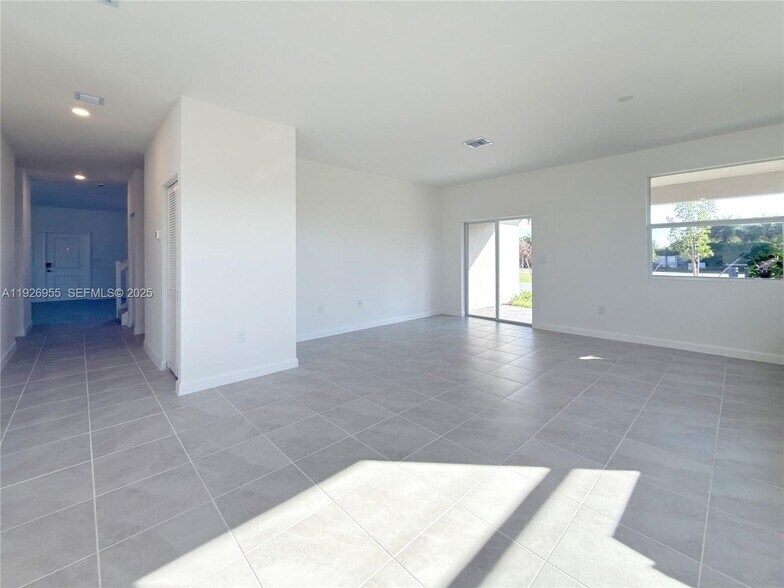 Building Photo - 13202 SW 189th Ter