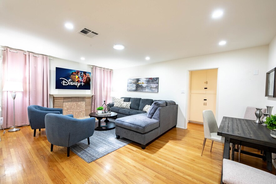 Building Photo - 9088 Emperor Ave