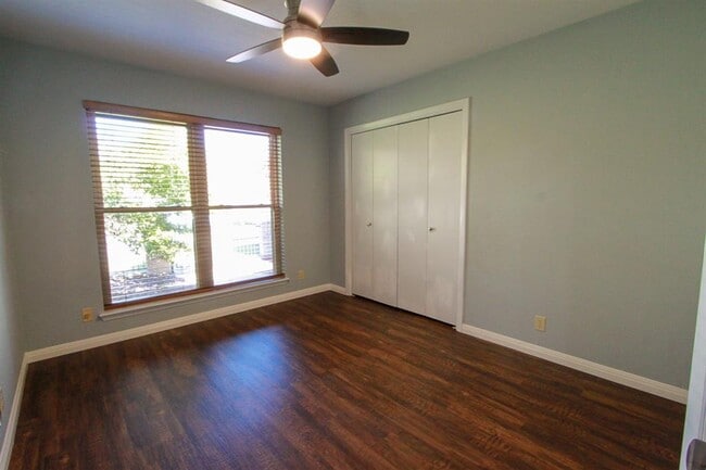 Building Photo - 10705 Doering Ln