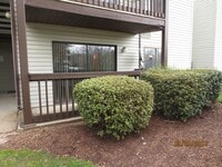 Building Photo - Hampton Club