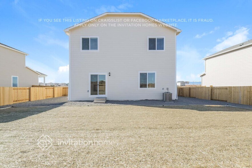 Building Photo - 7338 Green River Ave