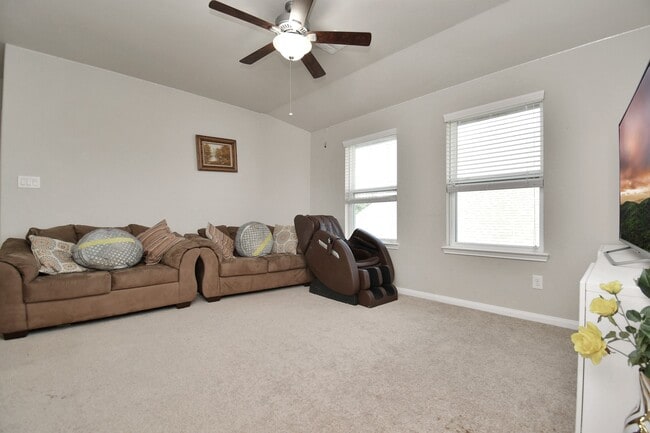 Building Photo - 8002 Mesquite Hill Ln