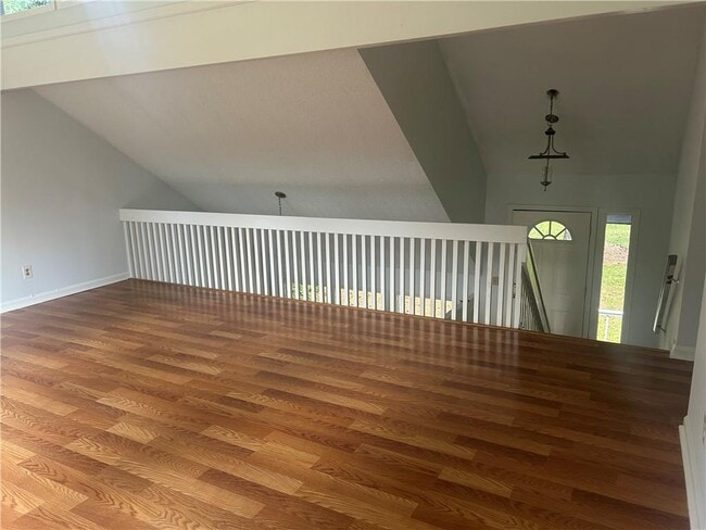 Building Photo - 2918 Mockingbird Cir