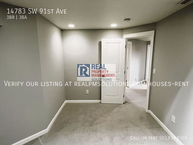 Building Photo - 14783 SW 91st Ave