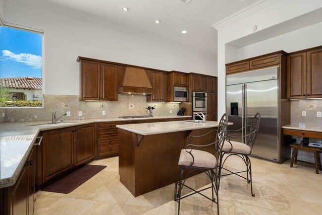 Building Photo - 56985 Village Dr