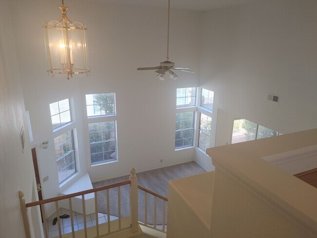 Building Photo - GOLF COURSE VIEW HOME AT THE COLONY - 55 P...