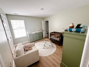 Building Photo - 215 Dillard Mill Dr