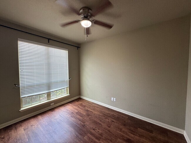 Building Photo - 4-Bedroom House for Rent in Killeen