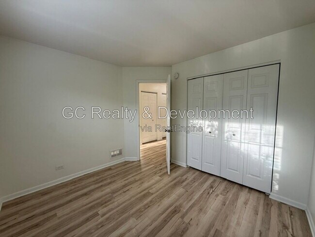 Building Photo - 1068 Turin Dr