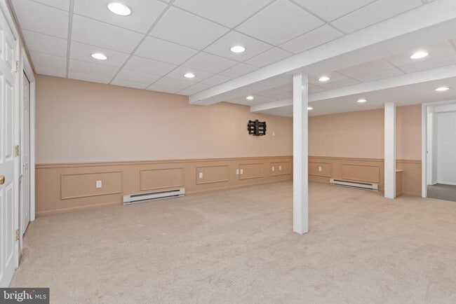 Building Photo - 4111 Nantucket Dr