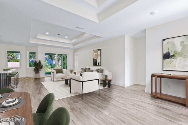 Building Photo - 2894 Hardy Ave