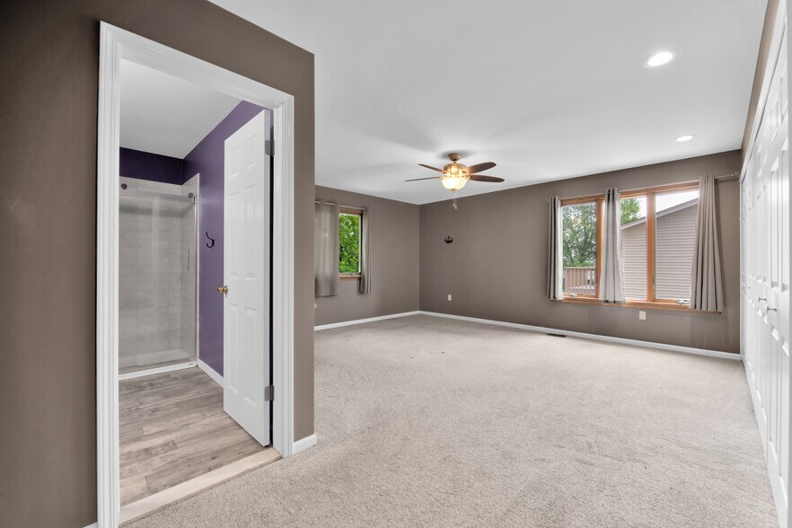 Building Photo - 34572 Bunker Hill Dr