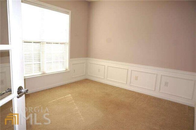 Building Photo - 6026 Creekside Ln