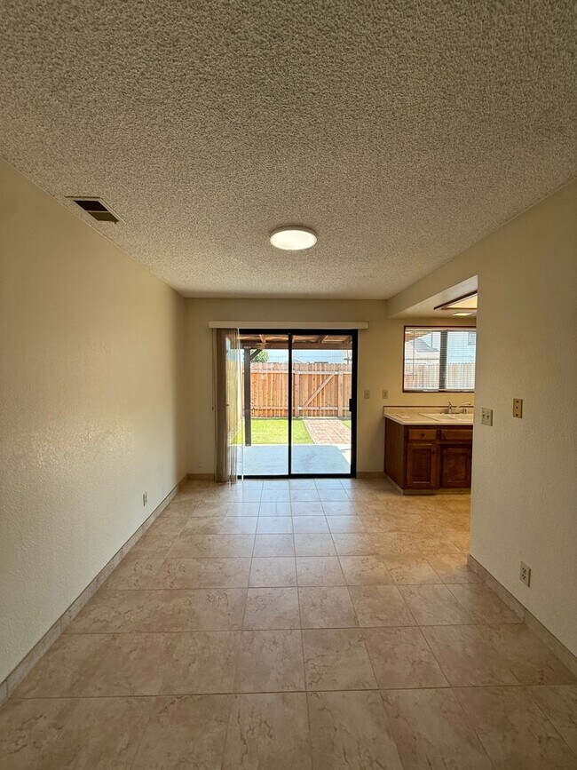 Building Photo - Old Orcutt Two Story Condo with One Car Ga...