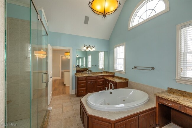 Building Photo - 4025 Meadowvale Ct