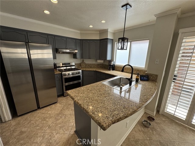 Building Photo - 980 Acorn Ln