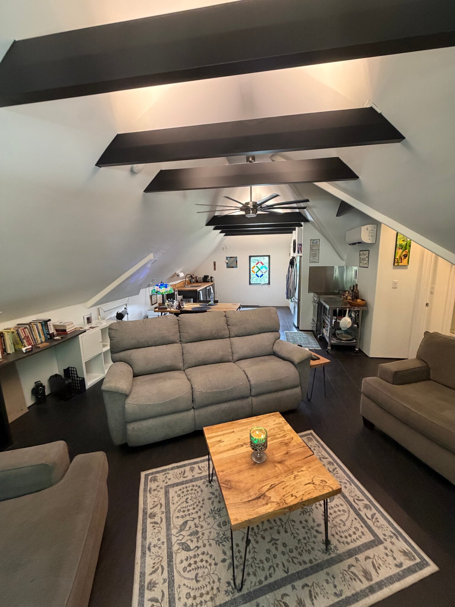 Building Photo - 3625 Woodside Dr