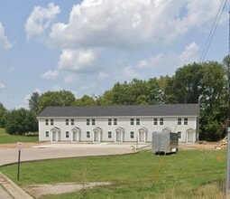 Building Photo - 250-264-264 Hycliff St