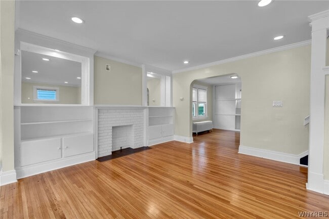 Building Photo - 69 W Northrup Pl