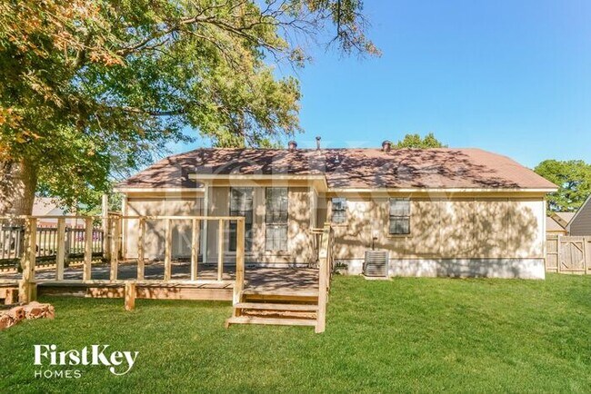 Building Photo - 6705 Boylston Dr