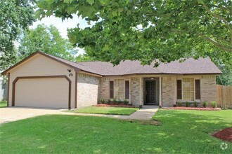Building Photo - 2609 Northern Dr