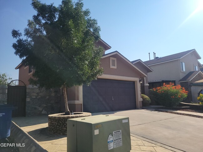 Building Photo - 14267 Pacific Point Dr