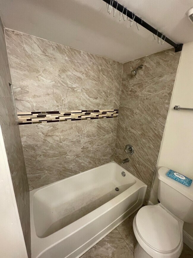 Building Photo - 3910 NW 90th Ave