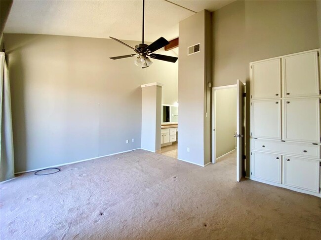 Building Photo - 1804 Capital Pkwy