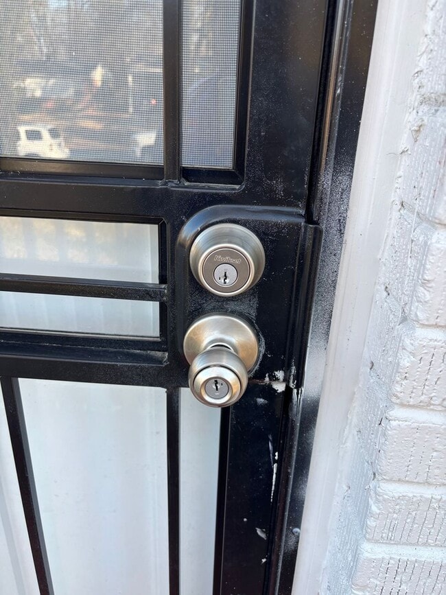 Building Photo - 3546 Debby Dr