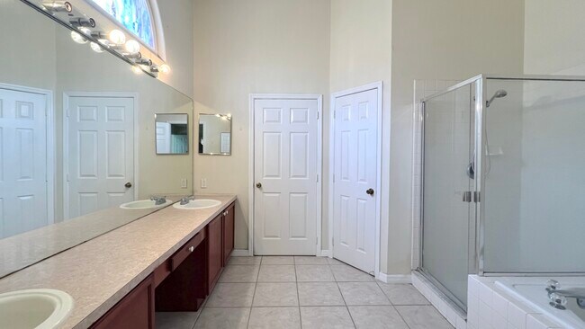 Building Photo - 4113 Oakberry Dr