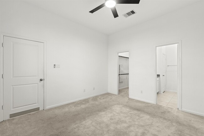 Building Photo - 3611 Shadow Crst Ln