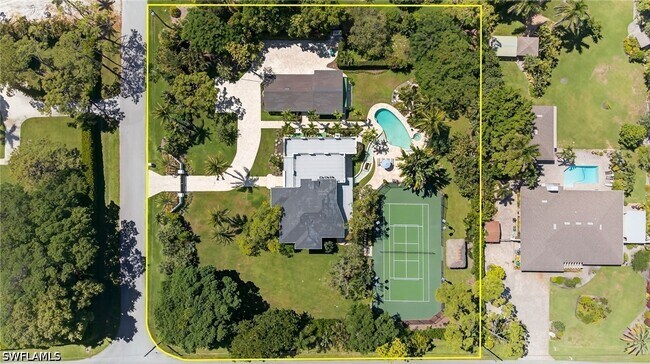 Building Photo - 111 Caribbean Rd