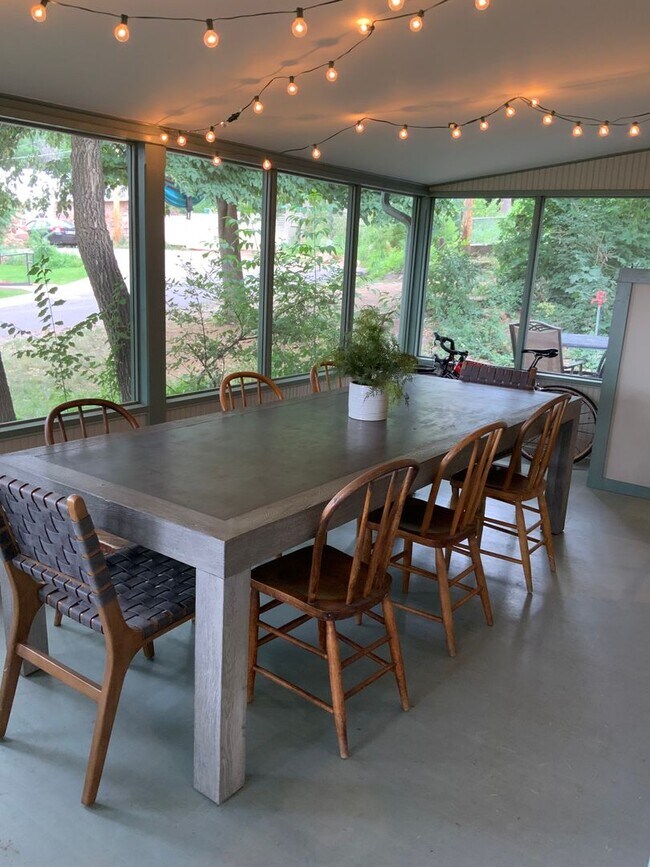 Building Photo - Masterfully renovated 1898 bungalow Chautauqua Park