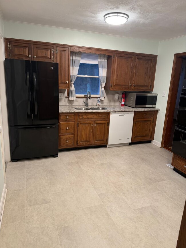 Building Photo - COMING SOON | Spacious 3-Bedroom Home with Approximately 2,500 Sq. Ft. in the Heart of Kilmarnock...