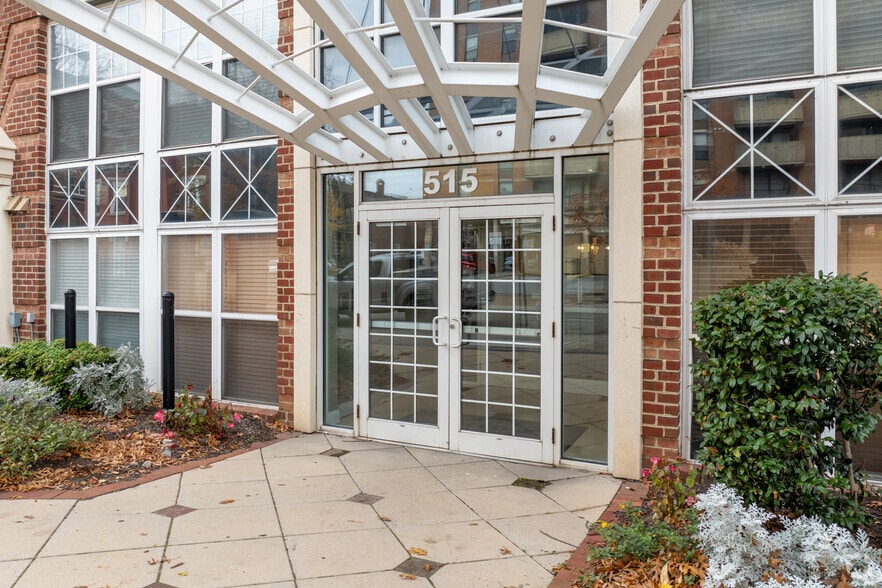 Entrance - Park Plaza at Belvidere